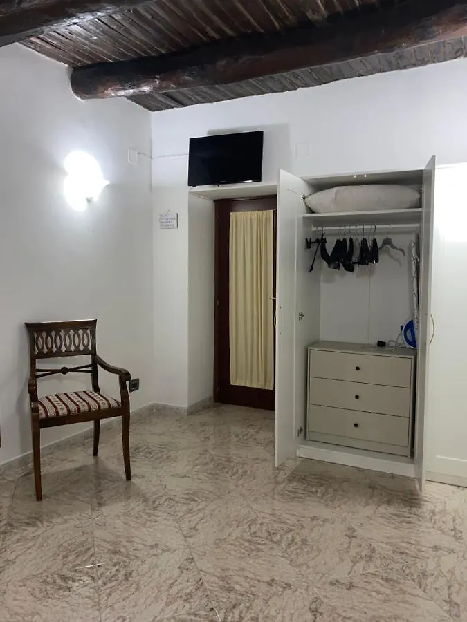 B&B House S. Ferdinando Napoli Italia